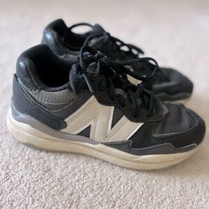 Size 1 Kids New Balance Sneakers